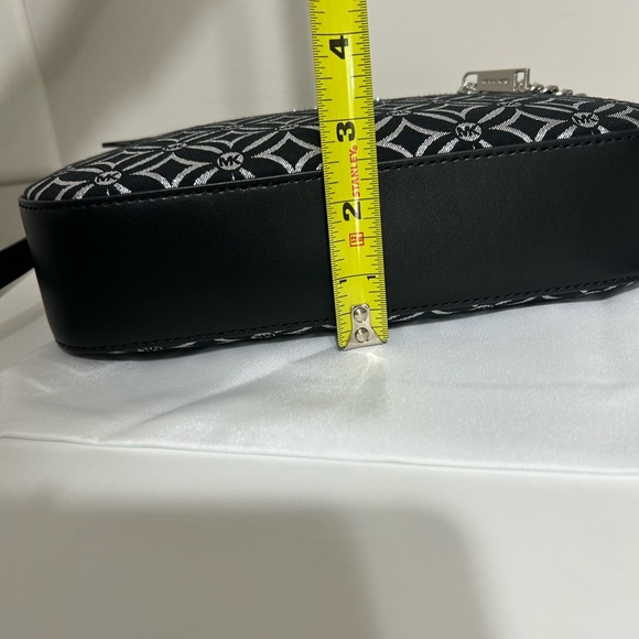 Michael Kors crossbody bag - Picture 13 of 13